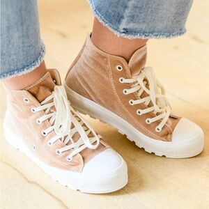 Women's Velvet Tan High-Top Sneakers